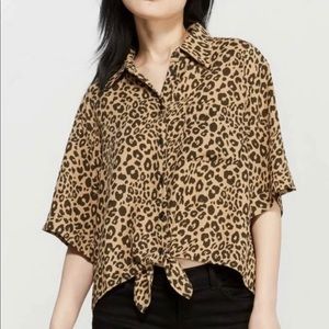 Sanctuary Leopard Print Short Sleeve Tie Front Top